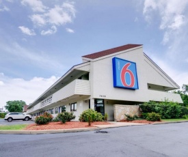 Motel 6-Kansas City, MO