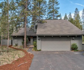 Cultus Lane 12 by Village Properties at Sunriver