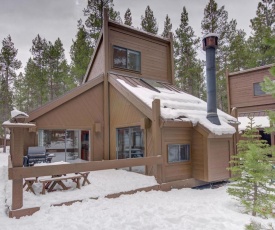 Pole House #28 by Village Properties at Sunriver