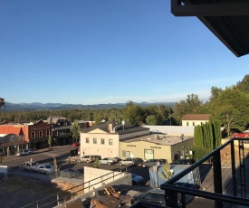 Columbia Gorge Industrial Loft