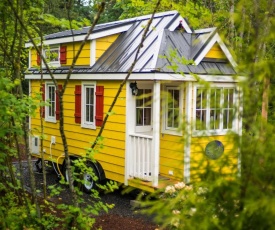 Mount Hood Village Savannah Tiny House 4