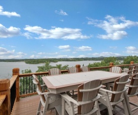 Home with Decks and Pool Access on Table Rock Lake!