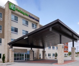 Holiday Inn Express & Suites - Kansas City - Lee's Summit, an IHG Hotel