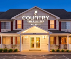 Country Inn & Suites by Radisson, Nevada, MO