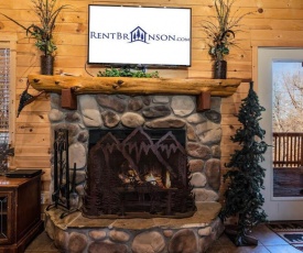 Cross Timber Lodge- 3 bedroom & loft and game tables - Best Views in entire area! Hot Tub and Grill