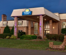 Days Inn and Suites by Wyndham Sikeston