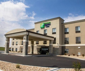 Holiday Inn Express and Suites Sikeston, an IHG Hotel