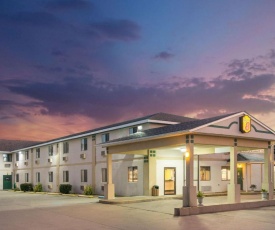 Super 8 by Wyndham Sikeston/Miner Area