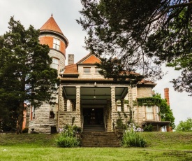 The Mansion at Elfindale