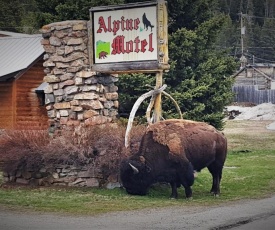 Alpine Motel of Cooke City