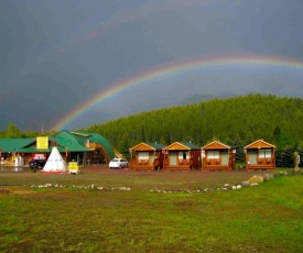 Sky Eco - Glacier General Store and Cabins