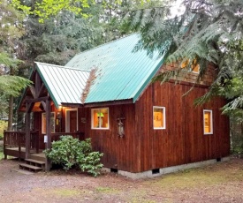 Apartment 32MBR Private Pet Friendly Cabin