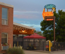 Lariat Motel