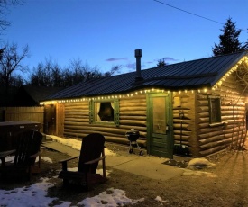 Wild Bill's Cabin with Hot Tub by AAA Red Lodge Rentals