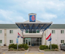 Motel 6-Grand Island, NE