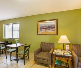 Rodeway Inn & Suites Kearney