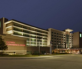 Embassy Suites Omaha- La Vista/ Hotel & Conference Center