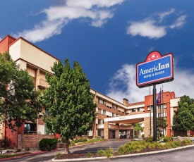 AmericInn by Wyndham Omaha