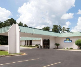 Days Inn by Wyndham McComb MS