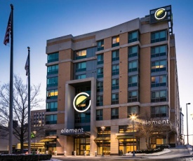 Element Omaha Midtown Crossing