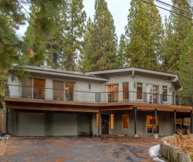 Ponderosa by AvantStay - Secluded Cabin Across from Burnt Cedar Beach