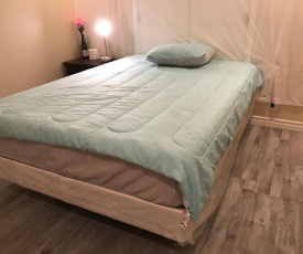 Big bedroom queen size bed at Las Vegas for rent-1