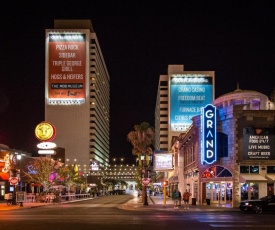 Downtown Grand Hotel & Casino