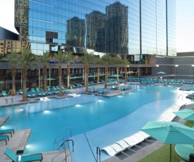 Elara by Hilton Grand Vacations - Center Strip