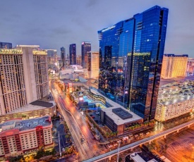 Penthouse Suite with Strip View at The Signature At MGM Grand