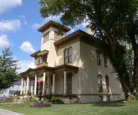 The Pepin Mansion Bed & Breakfast