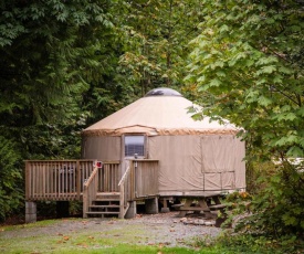 Mount Vernon Camping Resort 20 ft. Yurt 1