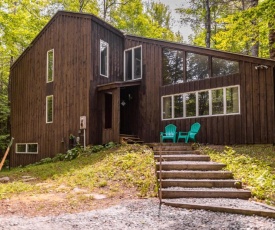 Four Bedroom Pet Friendly Vacation Home in Waterville Estates, NH!