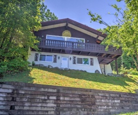 Ski-In and Ski-Out Cannon Mountain House with Deck!