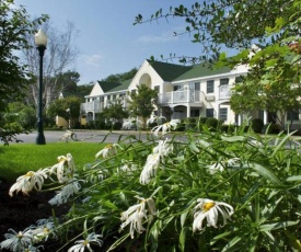 The Lodge at Jackson Village