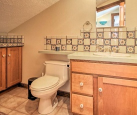 Condo with Hot Tub, Mins to Story Land and Cranmore!