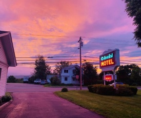 Colonial Motel