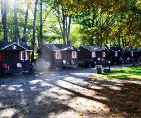 Maple Lodge Cabins