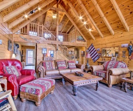 Large Cabin with Deck Overlooking Norfork Lake!