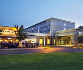 DoubleTree by Hilton Mahwah