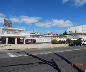 Sifting Sands Motel