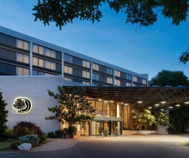 DoubleTree by Hilton Hotel & Executive Meeting Center Somerset