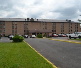 Red Carpet Inn & Suites South Plainfield/Piscataway