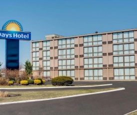 Days Hotel by Wyndham Toms River Jersey Shore