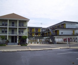 Sunflower Motel