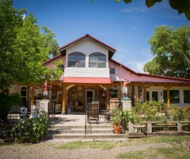 Red Horse Vineyard B&B