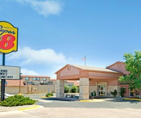 Super 8 by Wyndham Belen NM