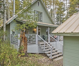 Quaint Cloudcroft Cabin with Stunning Forest Views!