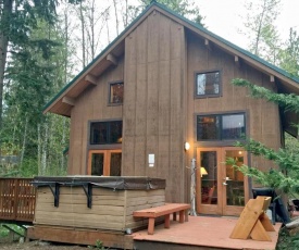 Mt. Baker Rim Cabin #44 - A COZY RUSTIC CABIN WITH MODERN CHARM