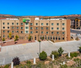 Holiday Inn Express & Suites Gallup East, an IHG Hotel