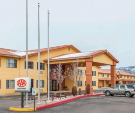 Quality Inn & Suites Grants